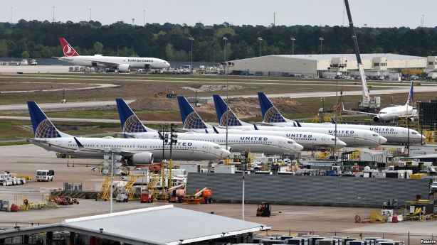  Boeing to Brief Pilots, Regulators as it Eyes 737 MAX Return