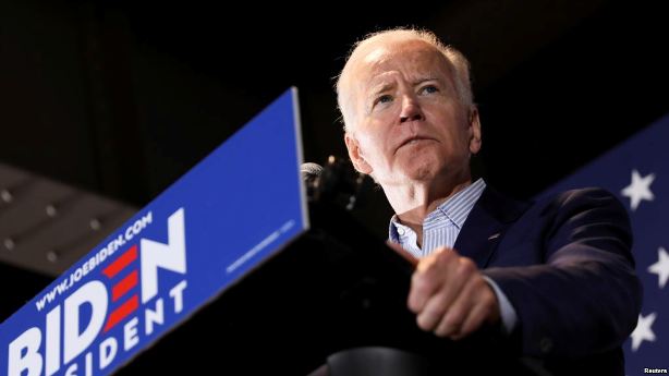  Biden Surges into Lead in Democratic Primary Race