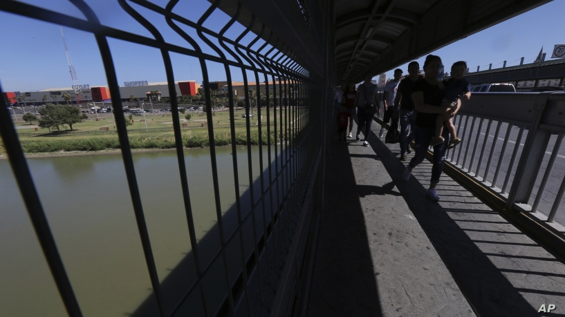  US Credits Mexico, Central America for Sharp Drop in Border Arrests