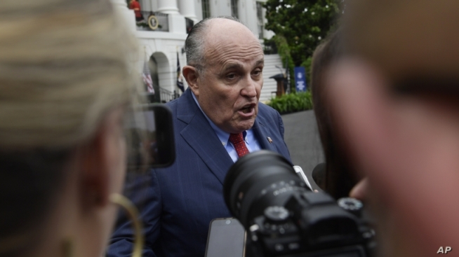  Giuliani, Once ‘America’s Mayor,’ Now a Central Figure in Trump Impeachment Inquiry