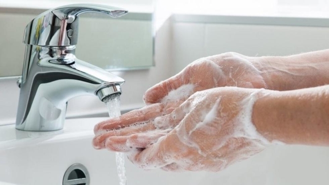  Cómo lavarse bien las manos y por qué no hay que utilizar demasiado el alcohol en gel