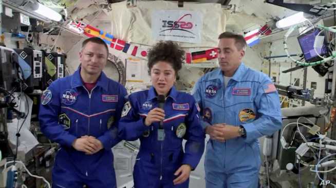  Astronauts Returning to a Changed Earth Amid Pandemic