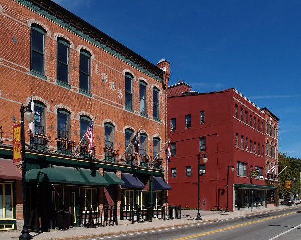 MAYOR BALDELLI-HUNT ANNOUNCES “JUMP START” PROGRAM TO SUPPORT SMALL BUSINESSES IMPACTED BY THE PANDEMIC MAYOR BALDELLI-HUNT ANNOUNCES “JUMP START” PROGRAM TO SUPPORT SMALL BUSINESSES IMPACTED BY THE PANDEMIC
