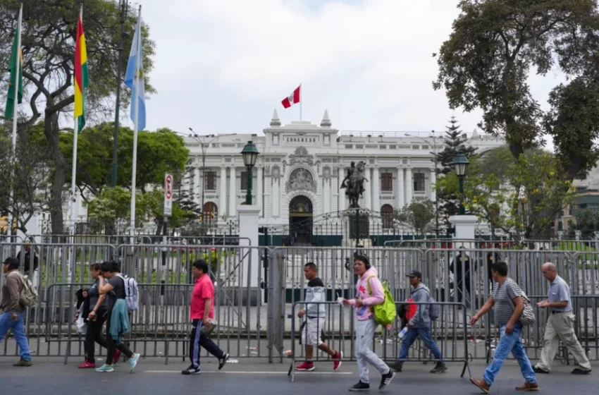  La OEA culmina su misión en Perú con pedido de diálogo entre el Gobierno y el Congreso