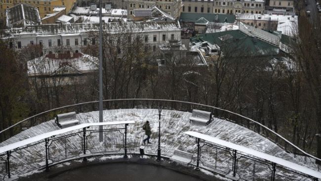  Millones de ucranianos sin electricidad bajo las primeras nevadas