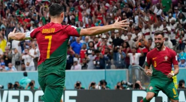  Portugal gana a Uruguay, que se complica la eliminatoria