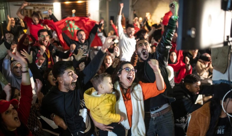  Marroquíes celebran histórica victoria en la Copa del Mundo contra España