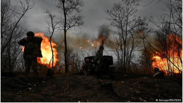  Ucrania reporta ataques rusos pese a alto el fuego anunciado por Moscú