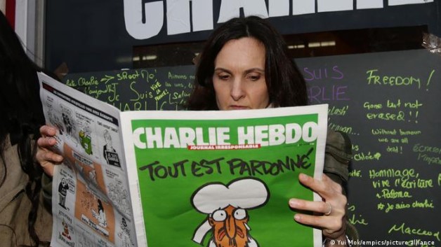  Irán advierte a Charlie Hebdo: “Mira lo que le pasó a Salman Rushdie”