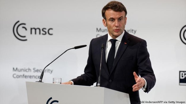  Macron pide intensificar apoyo a Ucrania para permitir contraofensiva