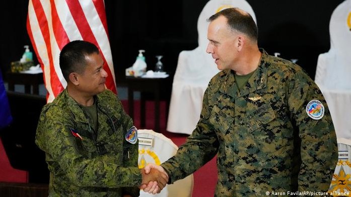  EE. UU. y Filipinas comienzan sus mayores ejercicios militares en décadas