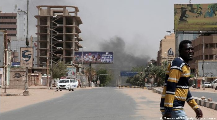  Violentos combates en Sudán dejan 56 muertos y cientos de heridos