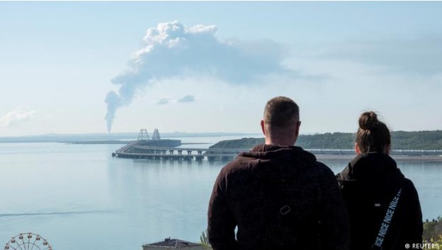  Arde un depósito de combustible en una localidad rusa próxima a Crimea