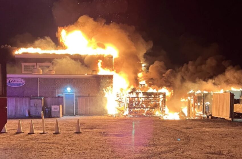 El jefe de bomberos del estado proporciona información actualizada sobre el incendio en Matunuck Oyster Bar