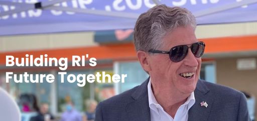  El Comité Demócrata de North Providence respalda abrumadoramente la reelección del gobernador McKee.